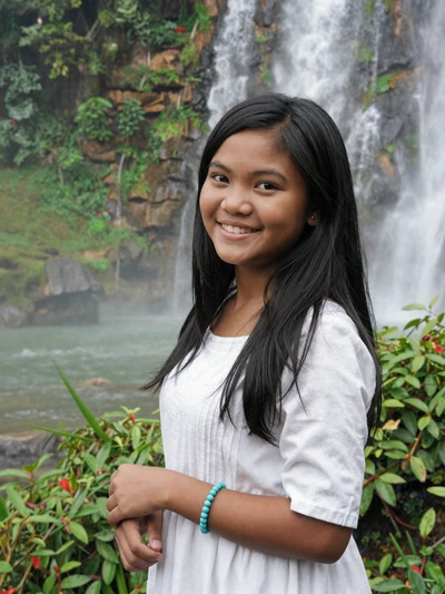 Laotian woman Bouapha from Pakse interested in marriage